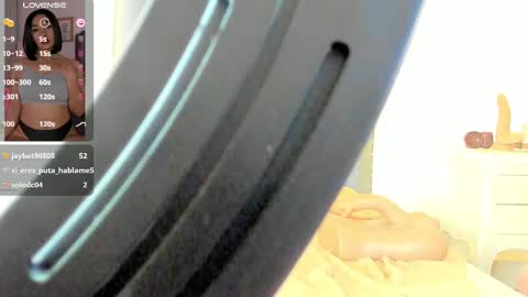 Snapshot of samanta_william chatting on February 18, 2025, 6:04 am samanta online show from February 18, 2025, 6:04 am