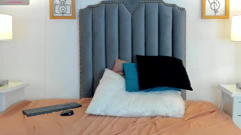 Snapshot of samanta_william chatting on February 28, 2025, 3:15 am samanta online show from February 28, 2025, 3:15 am