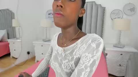 Samanta online show from November 4, 2025, 7:57 pm