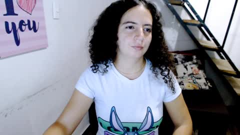 Snapshot of samantha2girl chatting on December 3, 2024, 2:36 am samantha online show from December 3, 2024, 2:36 am