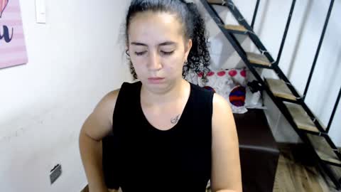 Snapshot of samantha2girl chatting on February 7, 2025, 11:24 pm samantha online show from February 7, 2025, 11:24 pm