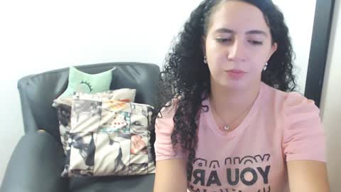 Snapshot of samantha2girl chatting on February 9, 2025, 3:43 am samantha online show from February 9, 2025, 3:43 am