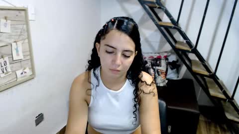 Snapshot of samantha2girl chatting on March 12, 2025, 9:24 pm samantha online show from March 12, 2025, 9:24 pm