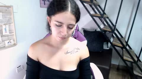 Snapshot of samantha2girl chatting on October 8, 2025, 7:11 pm samantha online show from October 8, 2025, 7:11 pm