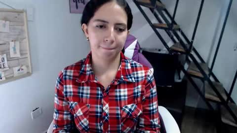 Snapshot of samantha2girl chatting on October 12, 2025, 4:28 pm samantha online show from October 12, 2025, 4:28 pm