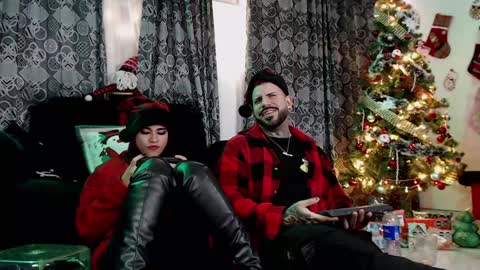 Snapshot of samantha_abrill chatting on December 13, 2024, 3:49 am Samantha and Victor online show from December 13, 2024, 3:49 am