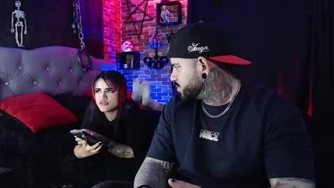 Snapshot of samantha_abrill chatting on February 20, 2025, 1:25 am Samantha and Victor online show from February 20, 2025, 1:25 am