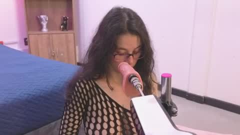 Snapshot of samantha_blow chatting on April 22, 2026, 4:04 am samantha_blow online show from April 22, 2026, 4:04 am