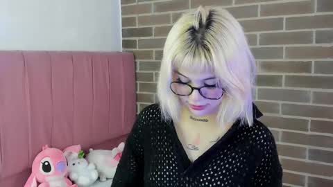 Snapshot of samantha_browwnn chatting on January 9, 2026, 7:04 pm samantha_browwnn online show from January 9, 2026, 7:04 pm