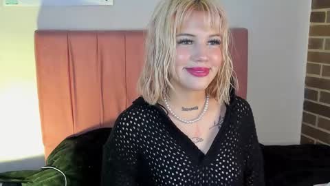 Snapshot of samantha_browwnn chatting on February 7, 2026, 7:45 am samantha_browwnn online show from February 7, 2026, 7:45 am