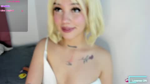 Snapshot of samantha_browwnn chatting on July 6, 2026, 3:14 pm samantha_browwnn online show from July 6, 2026, 3:14 pm