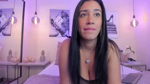 Snapshot of samantha_hotly chatting on October 9, 2025, 2:26 pm Samantha online show from October 9, 2025, 2:26 pm