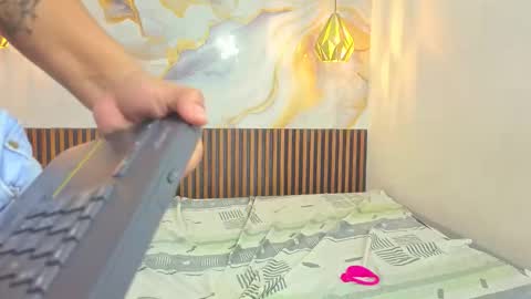 samantha_lopez2 online show from May 9, 2026, 2:11 pm