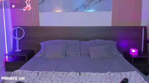 Snapshot of samantha_moons chatting on October 14, 2025, 7:36 pm samantha_moons online show from October 14, 2025, 7:36 pm