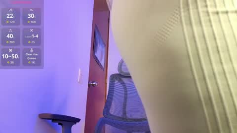Snapshot of samantha_ros1 chatting on May 15, 2026, 1:29 pm Samantha Ros online show from May 15, 2026, 1:29 pm