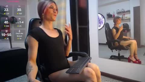 samantha_scottt online show from October 15, 2025, 8:53 pm