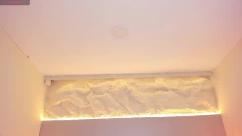  Samanthaa online show from March 19, 2026, 11:47 am