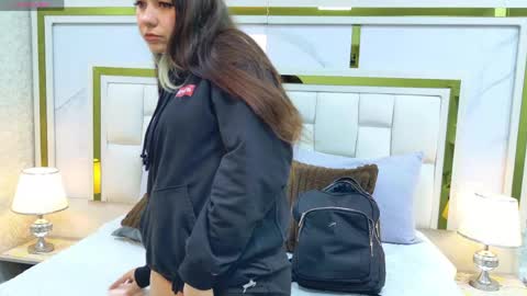 Snapshot of samanthaa_sm chatting on April 27, 2026, 2:53 am samanthaa_sm online show from April 27, 2026, 2:53 am