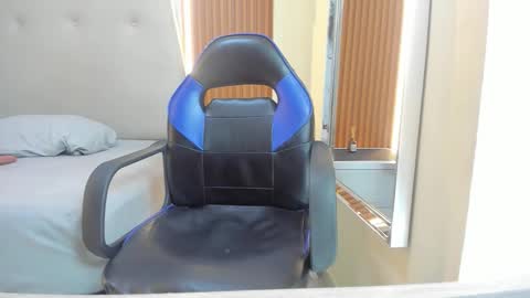    online show from February 9, 2026, 7:18 pm