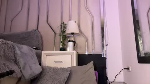 Snapshot of samanthabernardo_ chatting on June 14, 2026, 5:42 am Samantha Bernardo online show from June 14, 2026, 5:42 am