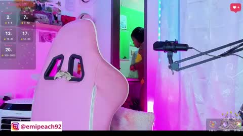 Snapshot of samanthabloom570089 chatting on March 10, 2025, 12:59 pm Samantha Bloom online show from March 10, 2025, 12:59 pm