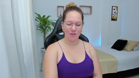 Samantha samy online show from December 14, 2024, 5:36 pm