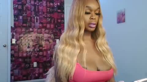 Snapshot of samanthaporsha chatting on February 3, 2025, 1:52 am samanthaporsha online show from February 3, 2025, 1:52 am