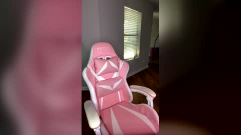 Snapshot of samanthaporsha chatting on April 14, 2026, 10:05 pm samanthaporsha online show from April 14, 2026, 10:05 pm