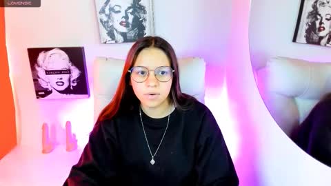 Samantha online show from March 26, 2026, 3:06 pm