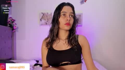 Snapshot of samara_jonnes_ chatting on October 4, 2025, 3:15 am Samara is my name a pleasure delighted that you are here leave your thumb up it is important to me online show from October 4, 2025, 3:15 am