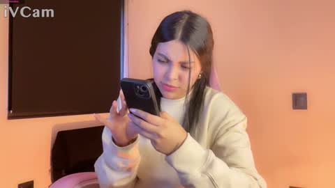 Snapshot of samara_lam chatting on February 1, 2025, 10:13 pm Sammy  online show from February 1, 2025, 10:13 pm