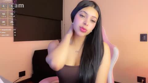Snapshot of samara_lam chatting on February 9, 2025, 2:38 am Sammy  online show from February 9, 2025, 2:38 am