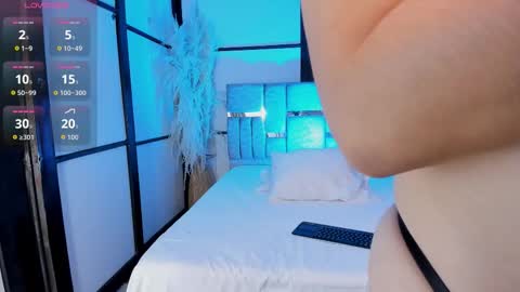 Snapshot of samaraanders chatting on December 18, 2025, 5:13 am Samara online show from December 18, 2025, 5:13 am