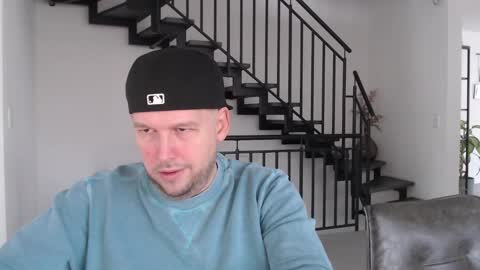 Snapshot of samariterbw chatting on December 11, 2024, 10:14 am TopBoy online show from December 11, 2024, 10:14 am