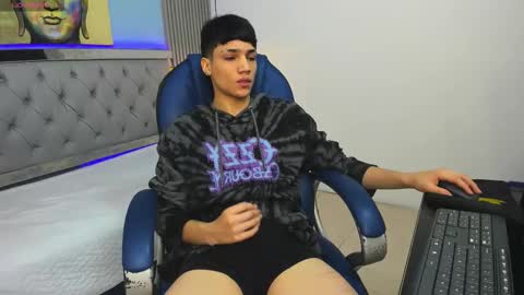 Snapshot of samblack_ chatting on February 10, 2026, 3:49 pm Sam online show from February 10, 2026, 3:49 pm