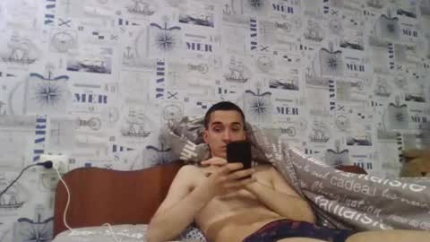 multitooman online show from April 12, 2026, 6:24 pm