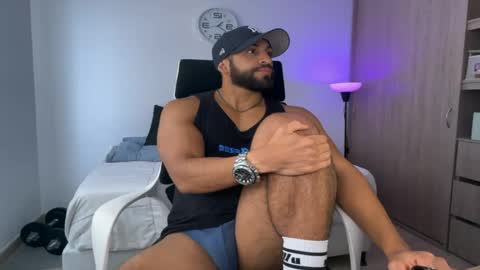 Snapshot of samdornan chatting on January 27, 2025, 3:39 pm Sam Dornan online show from January 27, 2025, 3:39 pm