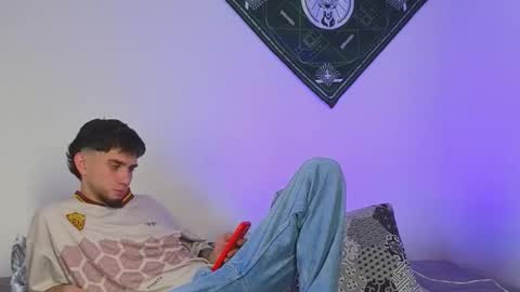 samevansx online show from October 4, 2025, 1:20 pm