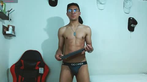 SAM online show from April 29, 2026, 2:37 am
