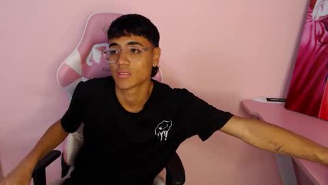 Samfrrost online show from April 8, 2026, 12:27 pm