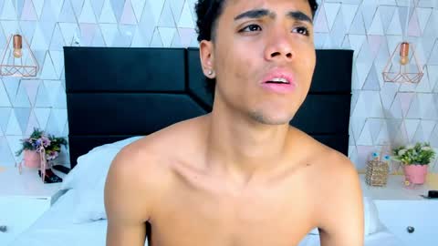 Samfrrost online show from April 12, 2026, 1:16 pm