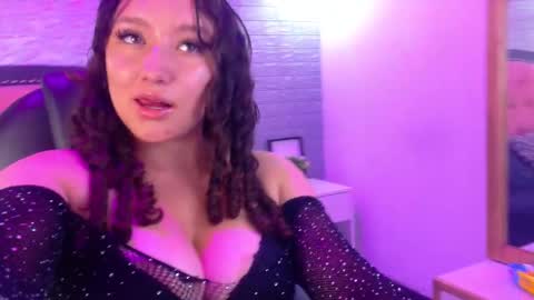 Snapshot of samhantha_ chatting on October 28, 2025, 7:38 pm samhantha online show from October 28, 2025, 7:38 pm