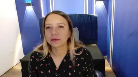 Snapshot of sami_1_8 chatting on December 14, 2025, 3:45 am Samy online show from December 14, 2025, 3:45 am