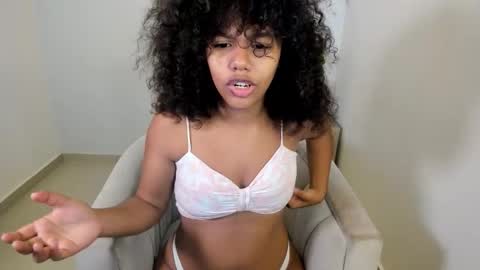 Samie Mury  online show from November 21, 2025, 3:27 am