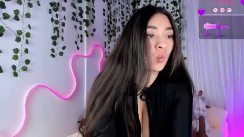 Snapshot of samii_evanns chatting on June 11, 2026, 4:32 am Samii Evans online show from June 11, 2026, 4:32 am