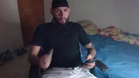 samir_music_ online show from November 19, 2025, 2:22 am