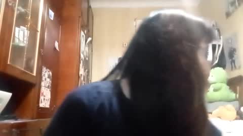 Snapshot of samiravilmont chatting on November 26, 2025, 3:46 pm Mira online show from November 26, 2025, 3:46 pm