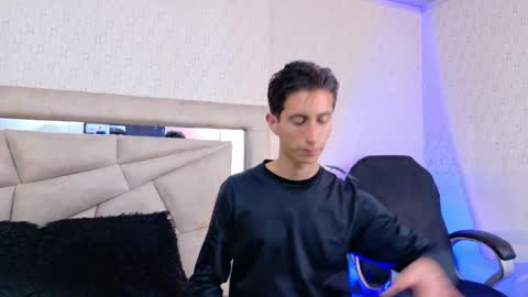 Snapshot of sammy_and_ithan chatting on May 23, 2026, 11:47 am Sammy and Ithan online show from May 23, 2026, 11:47 am