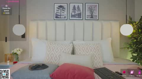 Ana online show from November 27, 2025, 1:18 am