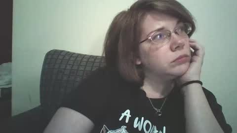 Snapshot of sammy_lyn chatting on February 6, 2025, 6:13 pm Sam online show from February 6, 2025, 6:13 pm